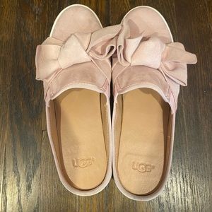Ugg suede slides pink bow. Size, 7.